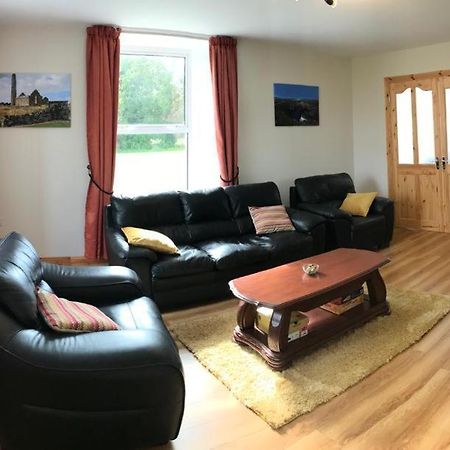 Joes Cottage Droíchead an Chláir Eksteriør billede
